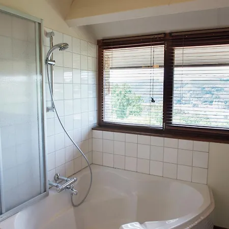 Valley-view Retreat, Malmedy, Cleaning Included *